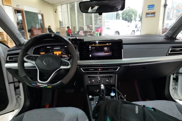 Used Volkswagen Lavida 2023 300TSI DSG Full-Comfort Edition
