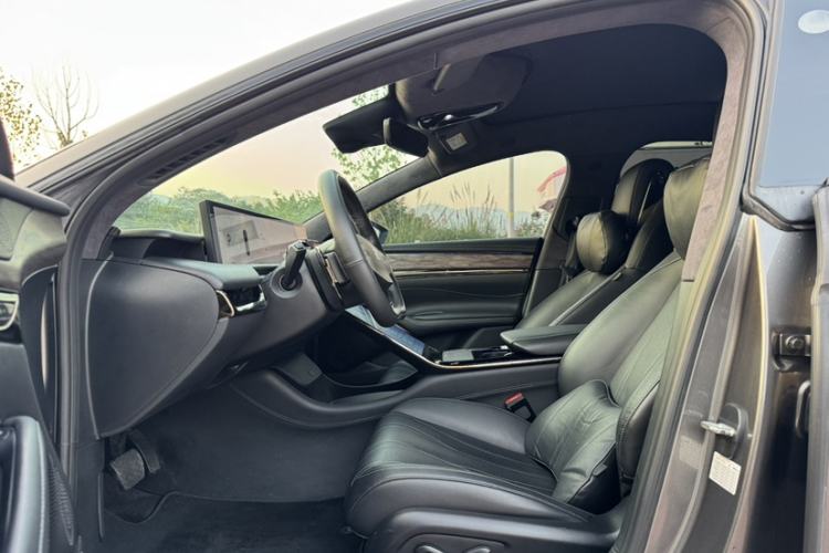 Used IM L7 2022 Dynamic Model