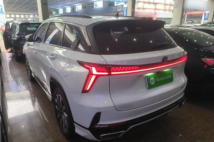 Used CHANGAN CS75 PLUS 2023 3rd Generation 1.5T Automatic Prestige Model Exterior 2