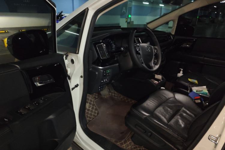 Used Honda Elysion 2019 2.0L Hybrid Luxury Edition
