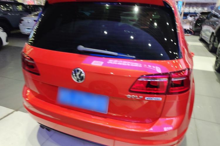 Used Volkswagen Golf 2015 1.4TSI Sportsvan