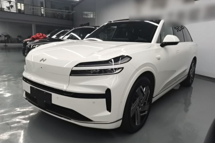 Used ONVO Luxeed L90 2025 Model—Max Six-Seater Version