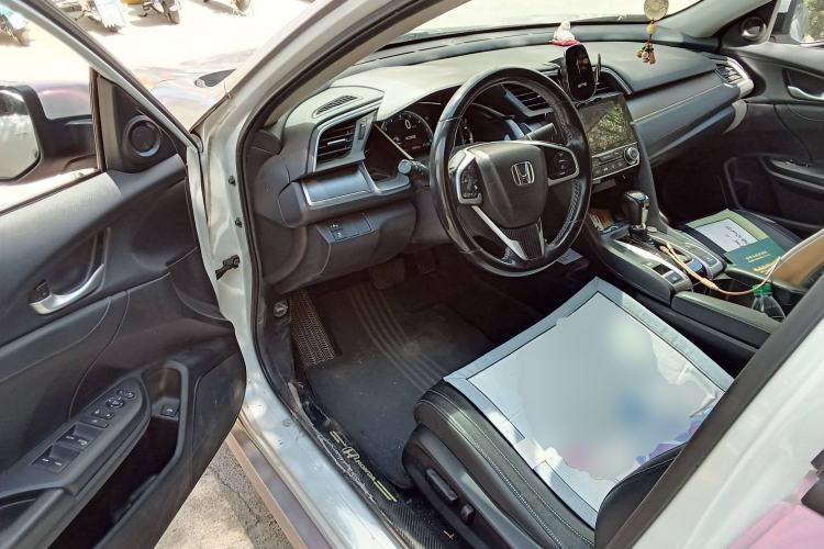 Used Honda Civic 2016 220TURBO CVT Prestige Edition
