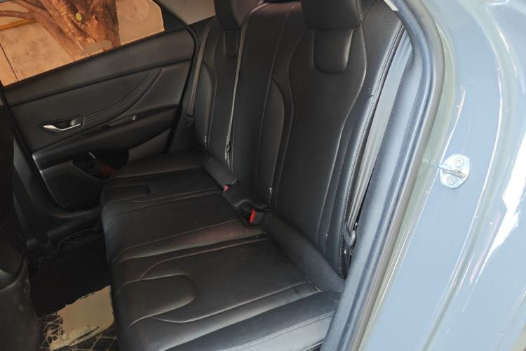 Used Hyundai Elantra 2021 1.5L CVT LUX Prestige Edition
