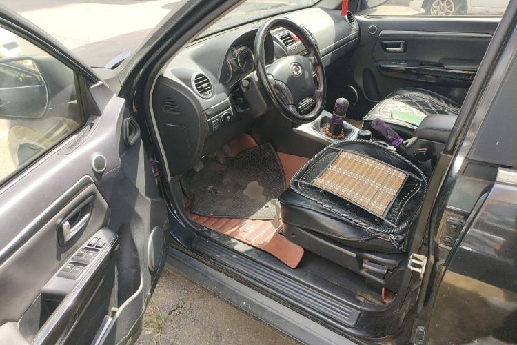 Used Haval H5 Classic 2013 Zhizun Edition 2.0L Manual Two-Wheel Drive Entry-Level Model