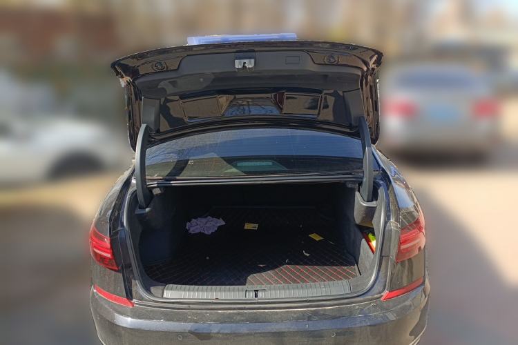 Used Volkswagen Passat 2021 330TSI Elite Edition Trunk