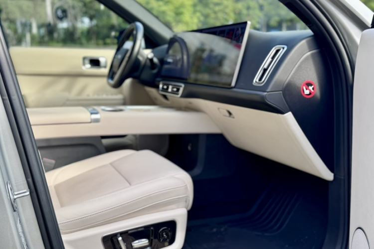 Used Li Auto L8 2023 Pro Model