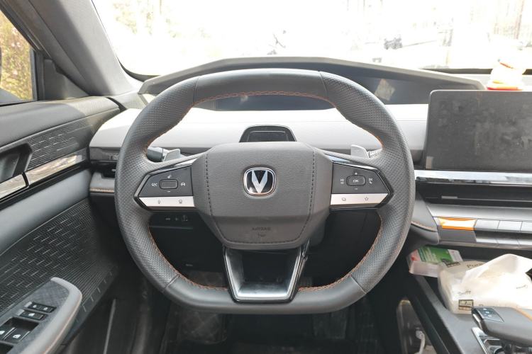Used CHANGAN UNI-V 2023 1.5T Prestige Model Steering Wheel