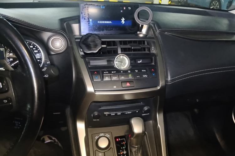 Used Lexus NX 2015 200T All-Wheel-Drive Fēngshàng Edition Audio And AC Panel