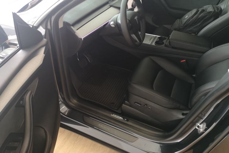 Used Tesla Model Y 2024 Rear-Wheel-Drive Version