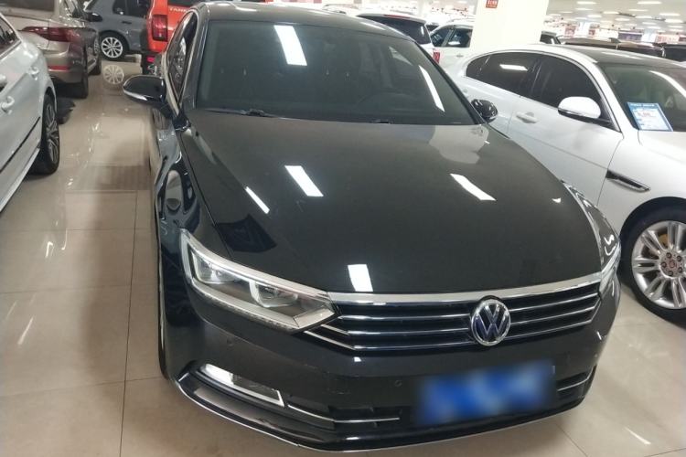 Used Volkswagen Magotan 2017 330TSI DSG Luxury Model
