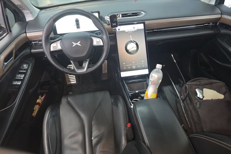 Used XPeng P5 2023 Smart Drive Edition Center Console