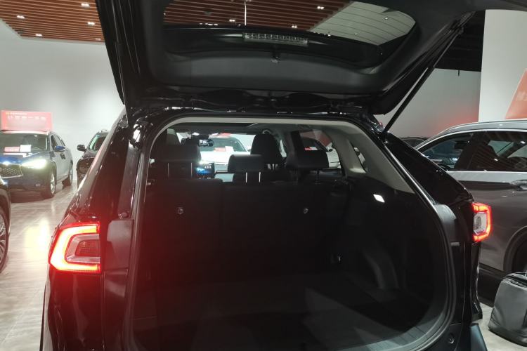 Used Toyota Wildlander 2023 Dual-Motor 2.5L E-CVT Two-Wheel Drive Luxury PLUS Edition