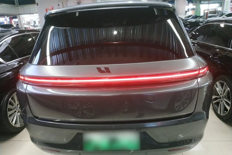Used Li Auto L8 2023 Pro Model
