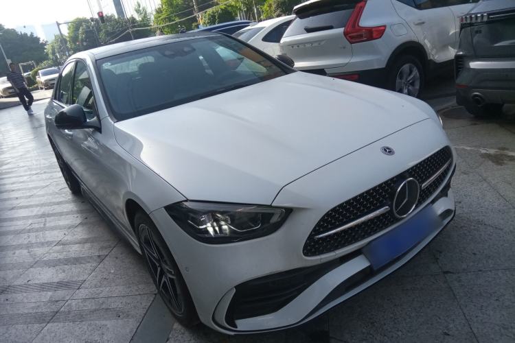 Used Mercedes-Benz C-Class 2024 Facelifted C-Class 260 L Night Edition Sports Version