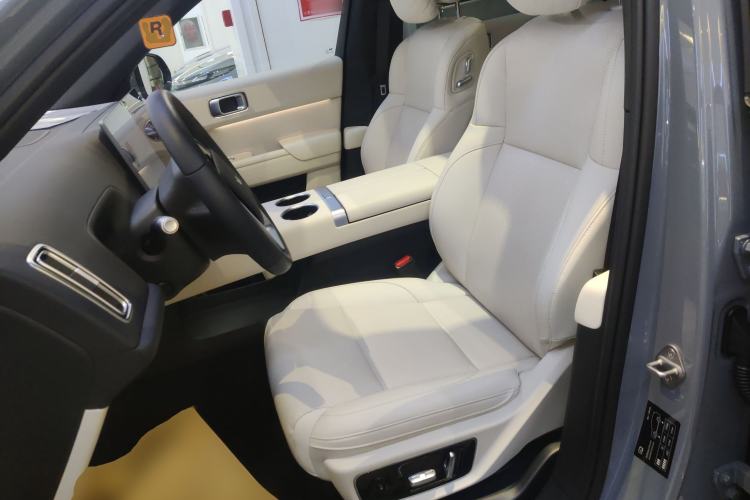 Used Li Auto L7 2025 Ultra Smart Refreshed Edition
