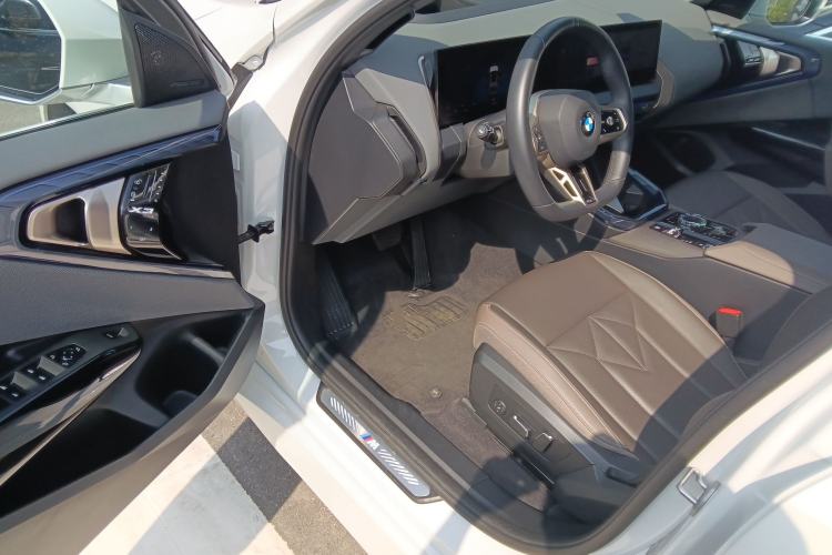 Used BMW X3 2025 xDrive30L Luxury Edition M Sport Package Driver Seat