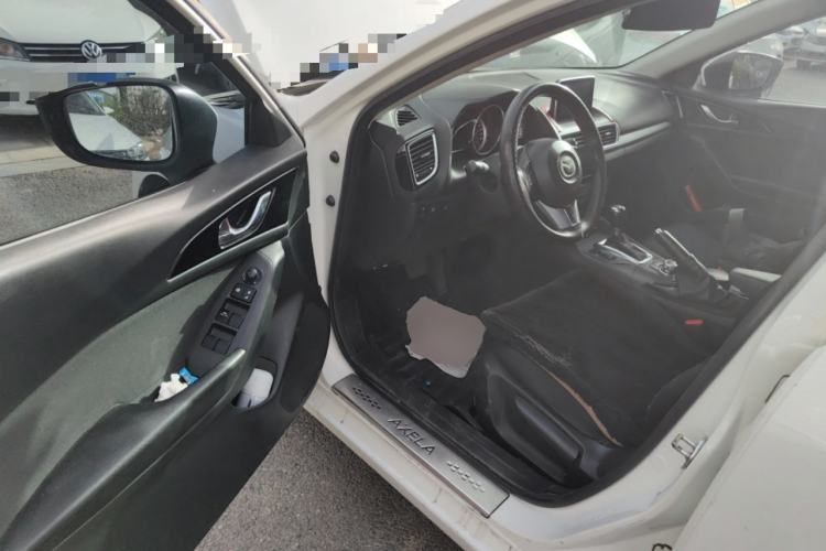 Used Mazda 3 Axela 2014 Sedan 1.5L Automatic Luxury Model Driver Seat