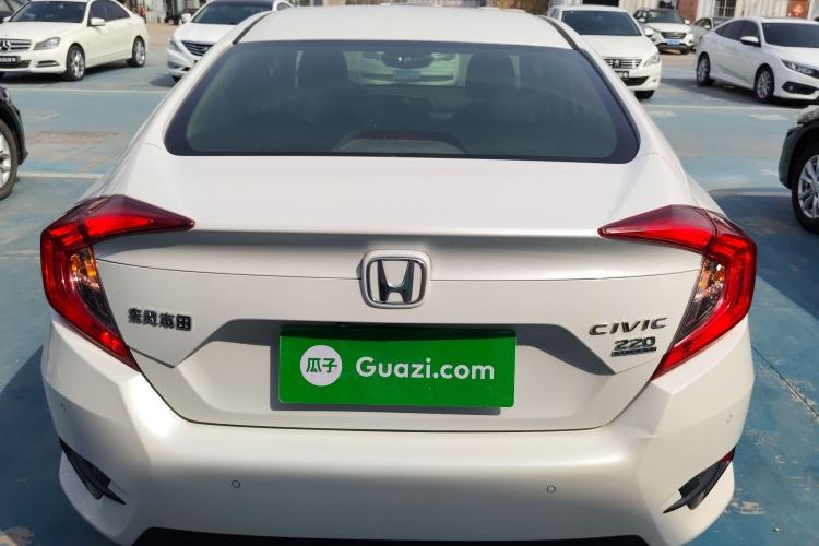 Used Honda Civic 2016 220TURBO CVT Luxury Edition
