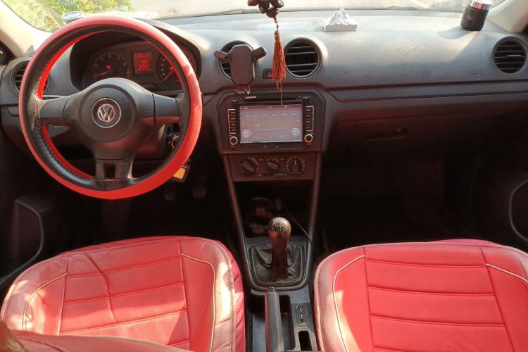 Used Volkswagen Jetta 2013 1.4L Manual Fashion Model
