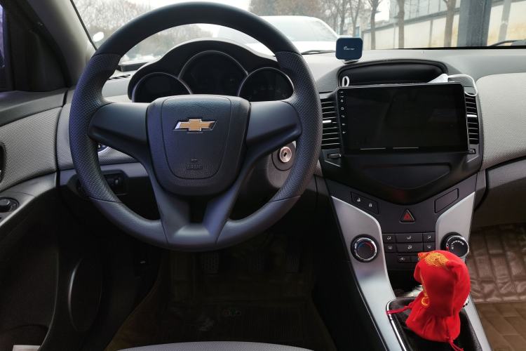 Used Chevrolet Cruze 2011 1.6L SE MT Transformers Edition