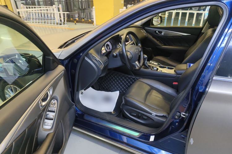 Used Infiniti Q50L 2016 2.0T Enjoyment Edition Driver Seat