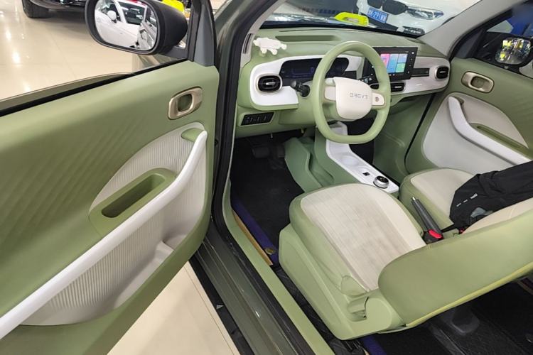 Used Geely Galaxy Panda 2025 210km Panda Rider Driver Seat