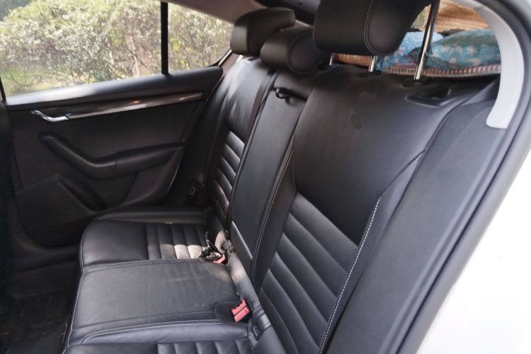 Used Skoda Octavia 2016 1.6L Automatic Smart Drive Edition