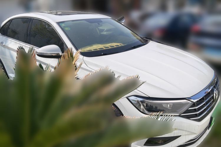 Used Volkswagen Sagitar 2019 200TSI DSG Comfort Version China VI Standard Front Right 45 Deg