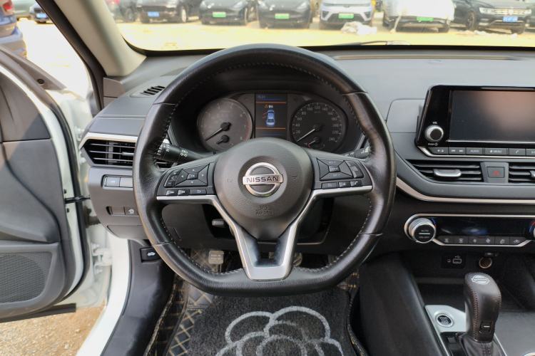 Used Nissan Teana 2019 2.0L XL Comfort Edition Steering Wheel
