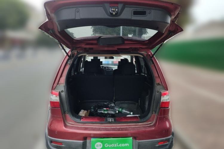 Used Nissan Livina 2013 Jingrui 1.6XL Manual Comfort Edition Trunk