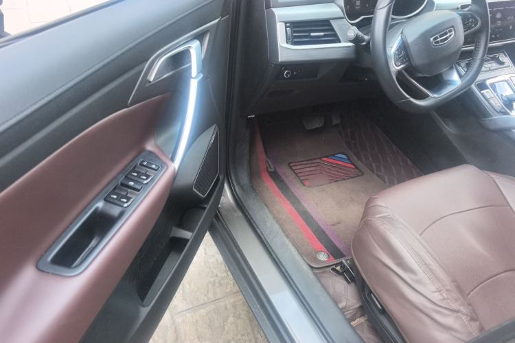 Used Geely Auto Emgrand X7 Sport 2022 1.8TD DCT Zhiya Trim Driver Seat