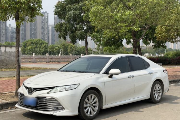 Used Toyota Camry 2019 2.0G Luxury Edition China VI Standard