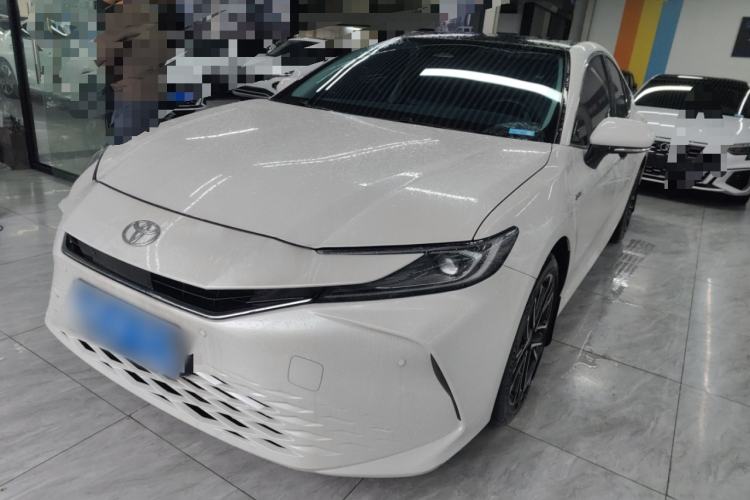 Used Toyota Camry 2024 Dual-Engine 2.5HG Prestige Edition
