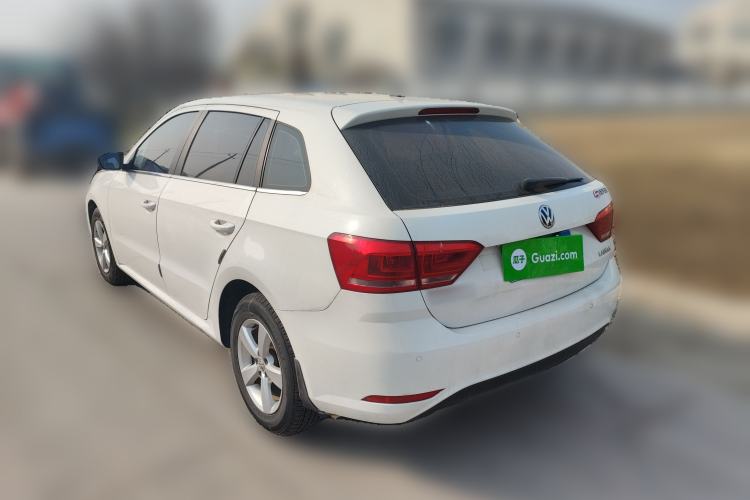 Used Volkswagen Gran Lavida 2015 1.6L Manual Fashion Edition
