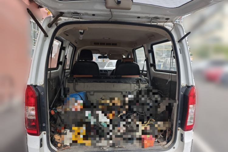 Used Wuling Rongguang V 2016 1.5L Standard Version