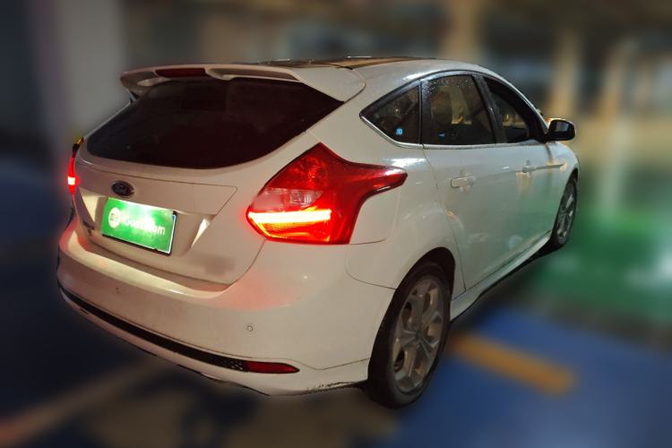 Used Ford Focus 2012 Hatchback 2.0L Manual Luxury Sport Model