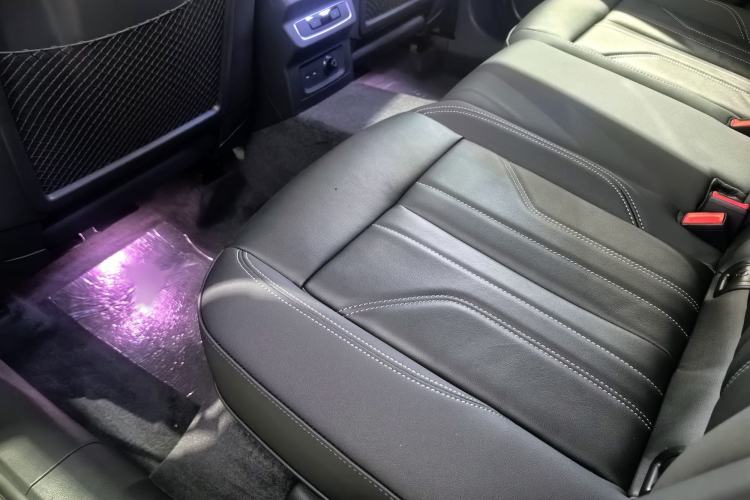 Used Audi Q5L 2022 40T Luxury Dynamic Model Interior 6