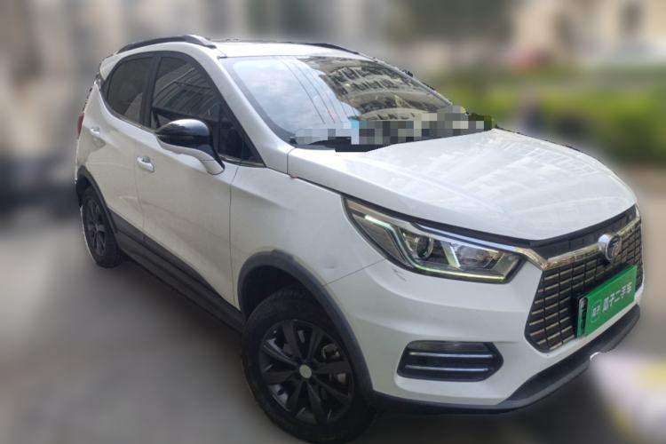 Used BYD Yuan New Energy 2019 EV360 Smart Connect Elite Model Front Right 45 Deg