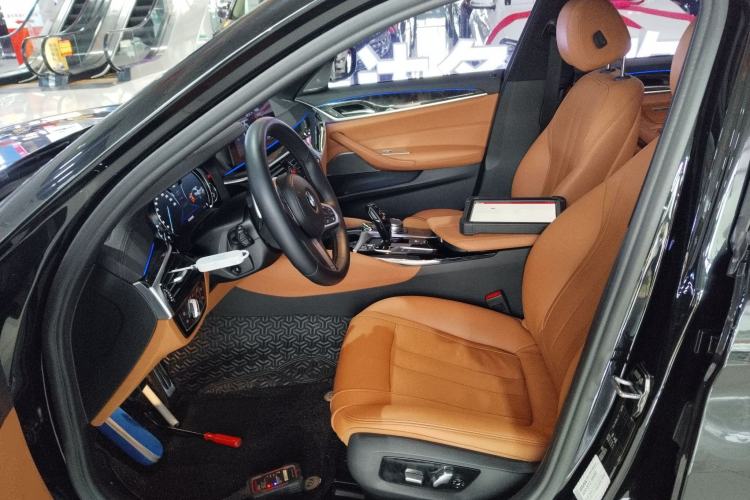 Used BMW 5 Series 2018 Restyled 530Li Luxury Edition M Sport Package