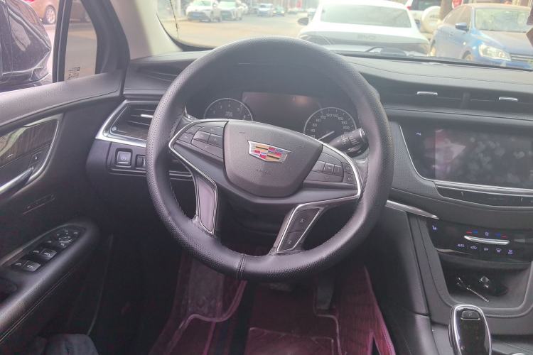 Used Cadillac XT5 2018 28T Four-Wheel Drive Luxury Model
