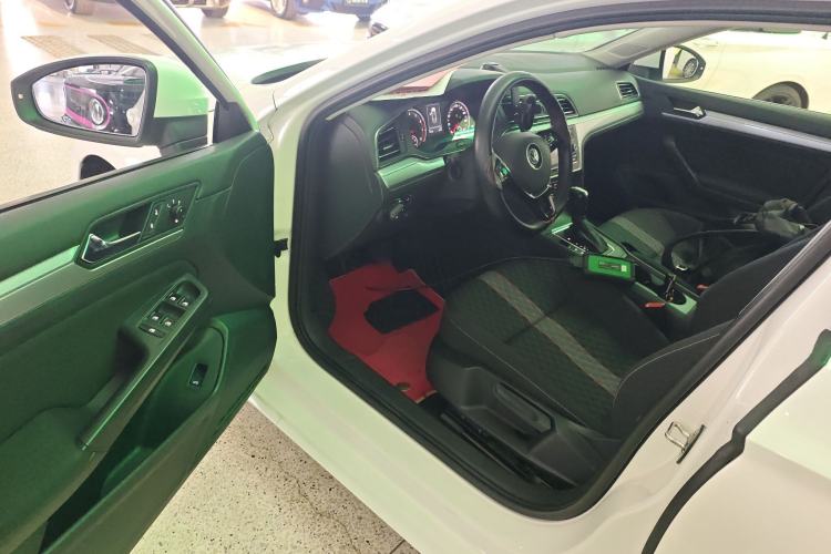 Used Volkswagen Lamando 2021 230TSI DSG Fashion Edition
