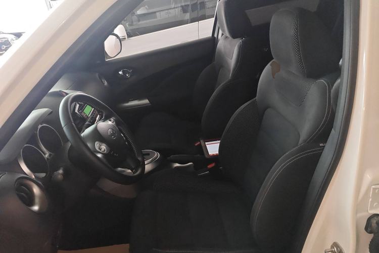 Used Infiniti ESQ 2014 1.6L Spontaneous Edition