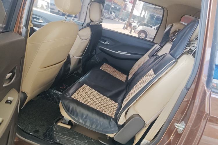 Used Wuling Hongguang 2019 1.5L S Comfort Edition China VI LAR Left Rear Seat