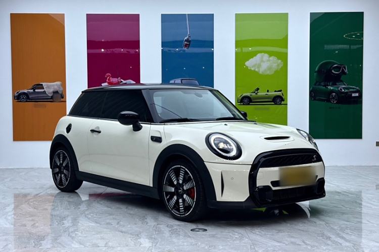 Used MINI MINI 2023 2.0T COOPER S Artist