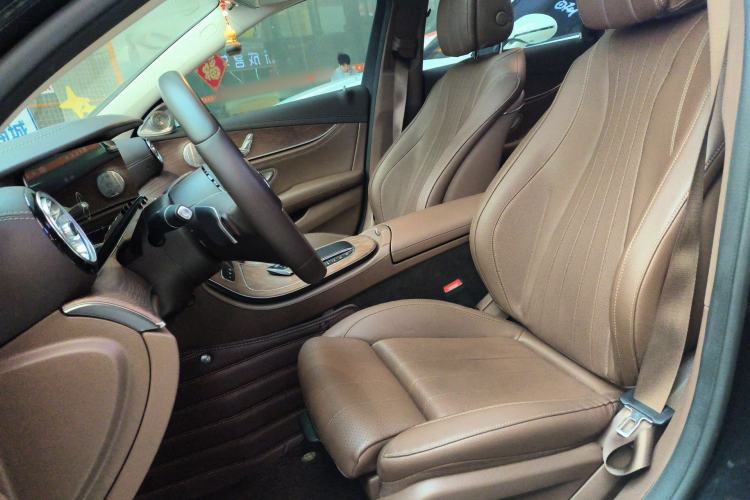 Used Mercedes-Benz E-Class 2022 Updated E 260 L
