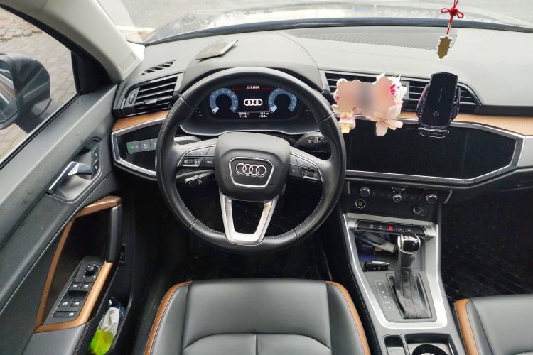 Used Audi Q3 2022 35 TFSI Fashionable and Elegant Model