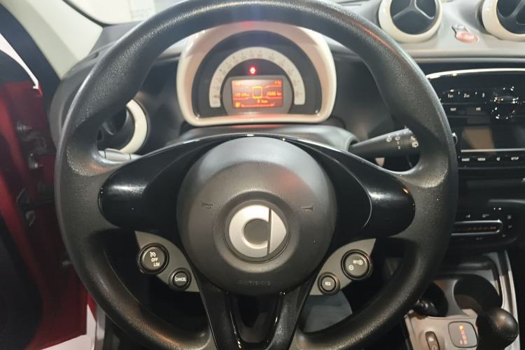 Used smart forfour 2016 1.0L 52 kW Dynamic Edition