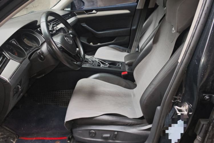 Used Volkswagen Magotan 2017 330TSI DSG Leading Model Left Front Seat