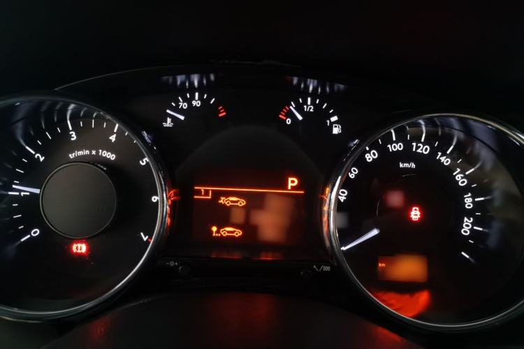 Used Peugeot 3008 2015 1.6THP Automatic Classic Edition